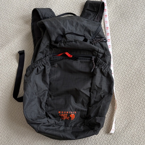 Mountain Hardwear 15L packable backpack - Picture 2 of 4